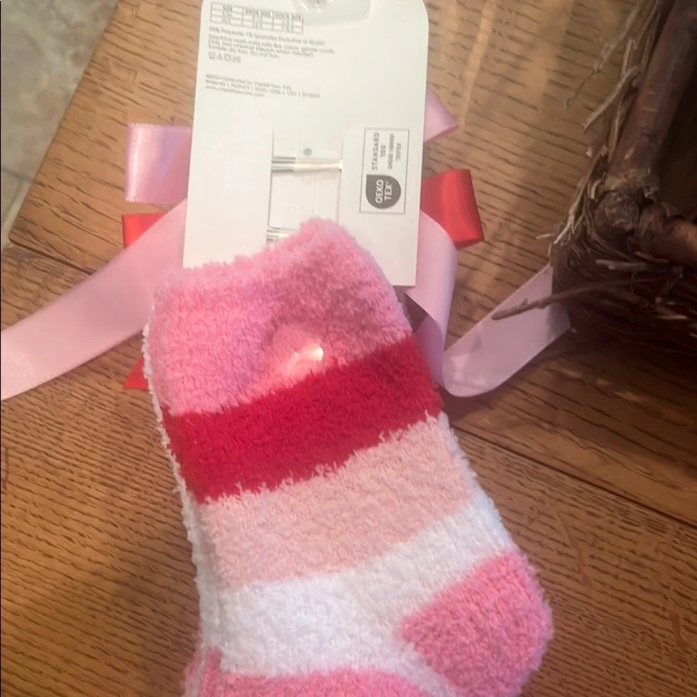 Capelli of New York 3 pair of Pink and Red Patterned Socks and 2 hair bows